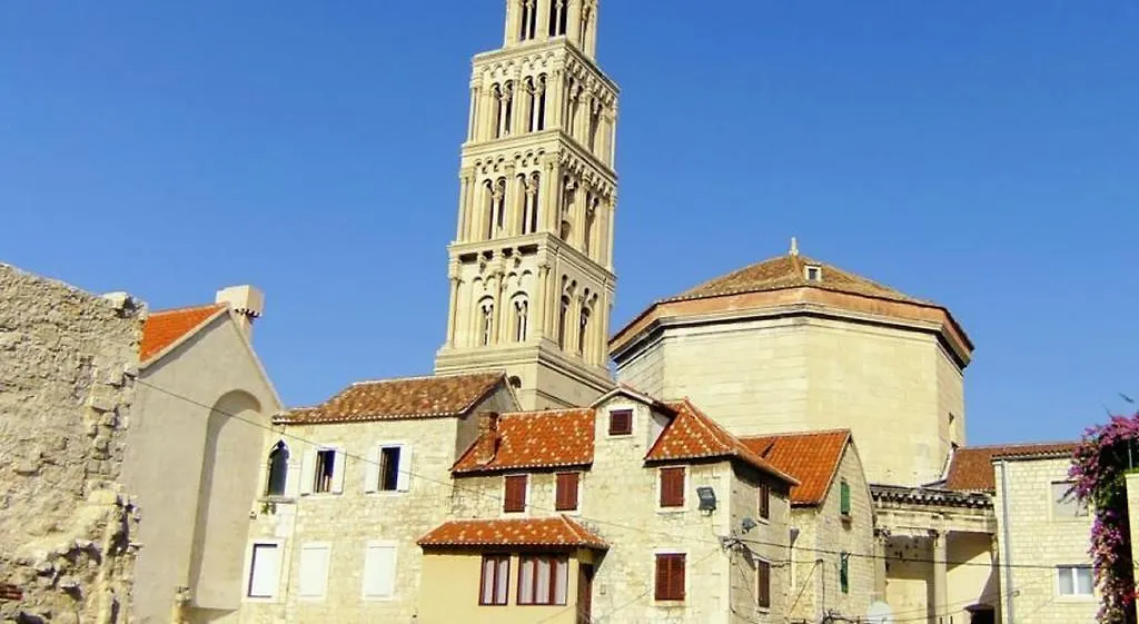De Caris Palace Apartament Split 0*,