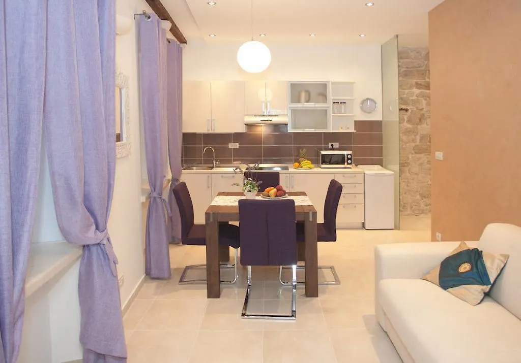 Ferienwohnung De Caris Palace Split
